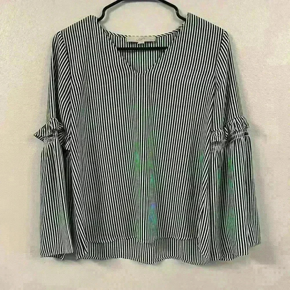 Loft black and white striped top size petite small